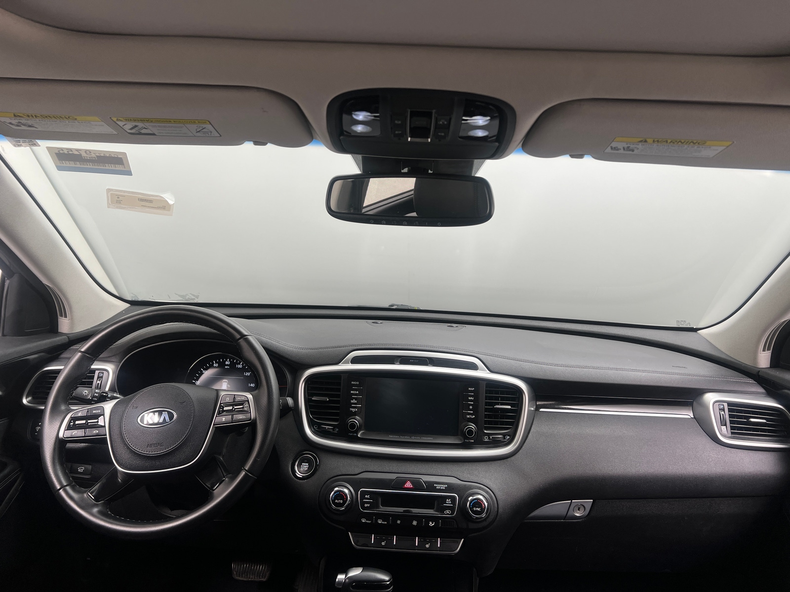 Thumbnail: 2019 Kia Sorento - 2