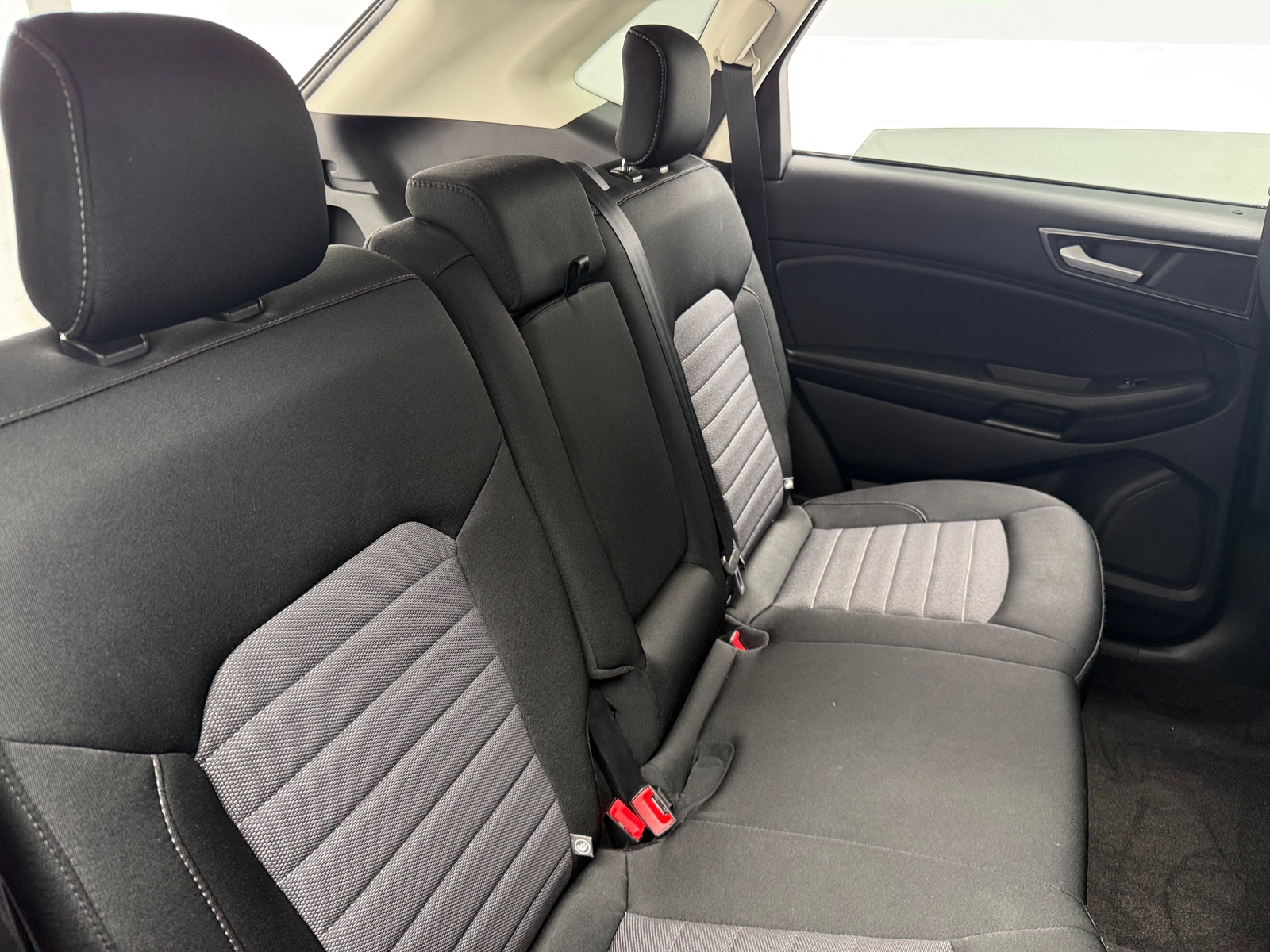 Thumbnail: 2020 Ford Edge - 6