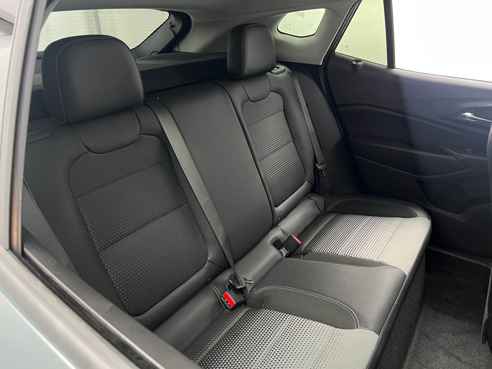 Thumbnail: 2025 Chevrolet Trax - 6