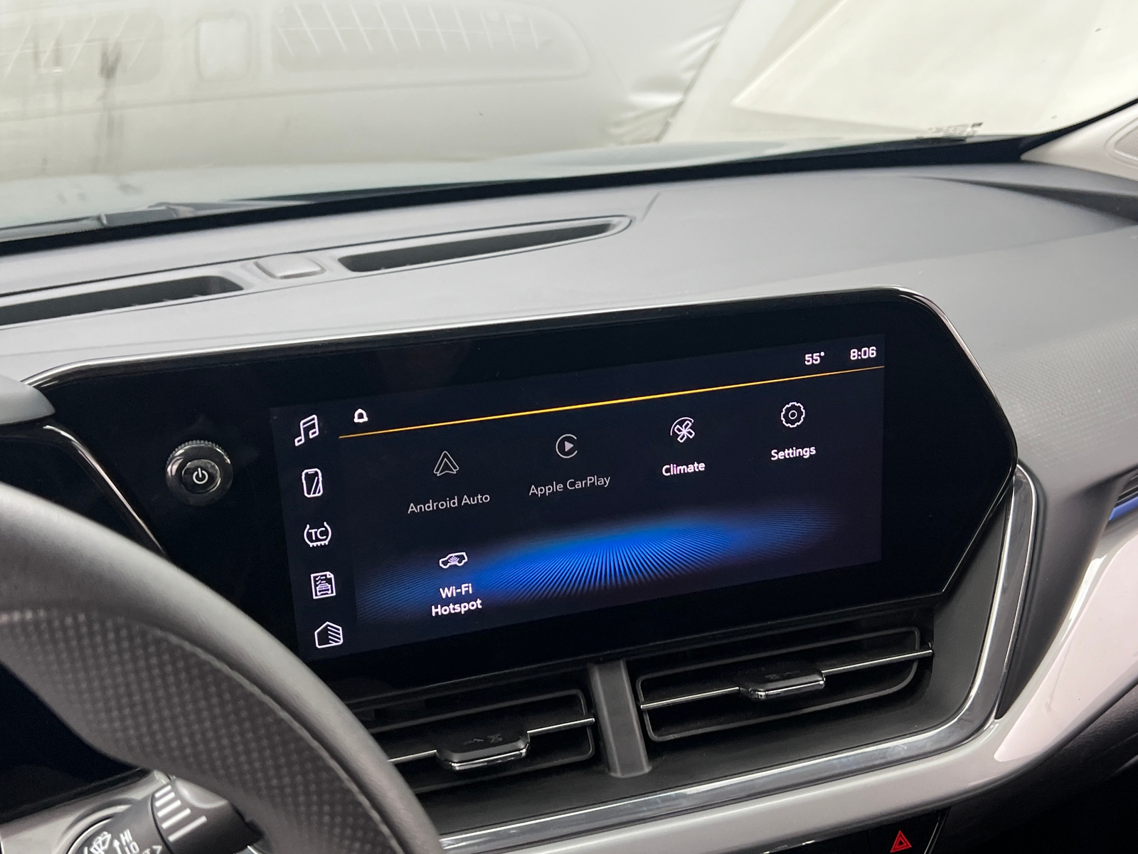 Thumbnail: 2025 Chevrolet Trax - 4