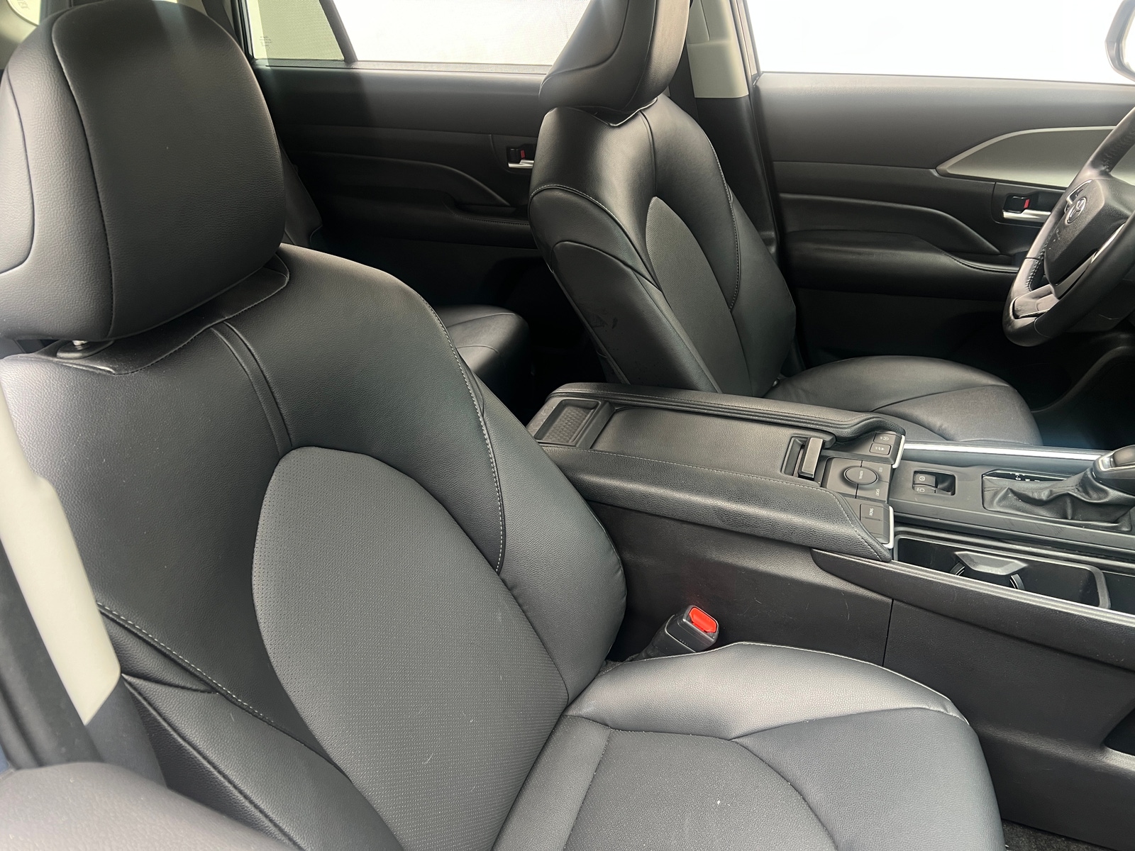 Thumbnail: 2025 Toyota Grand Highlander - 2