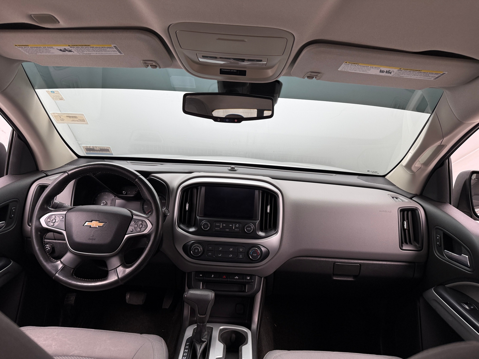 Thumbnail: 2016 Chevrolet Colorado - 3