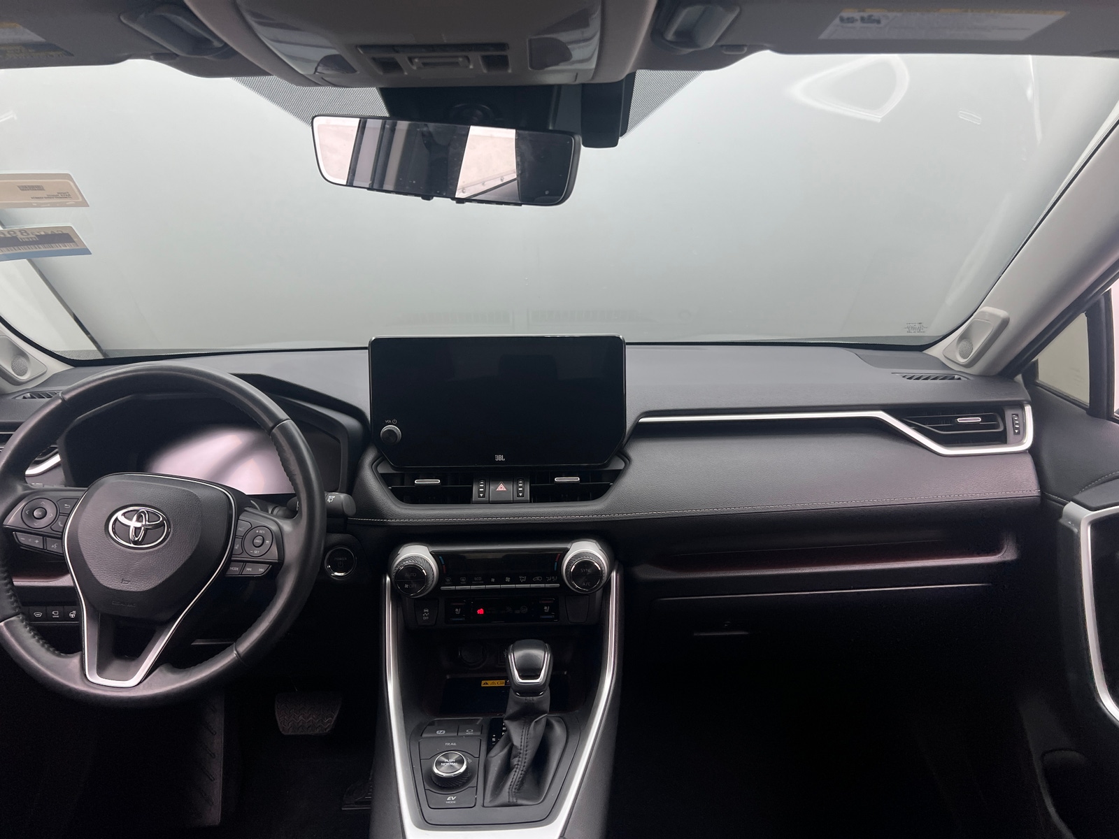 Thumbnail: 2024 Toyota RAV4 - 2