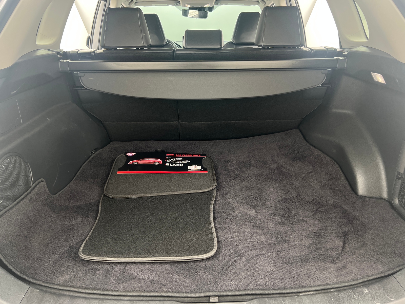 Thumbnail: 2024 Toyota RAV4 - 6