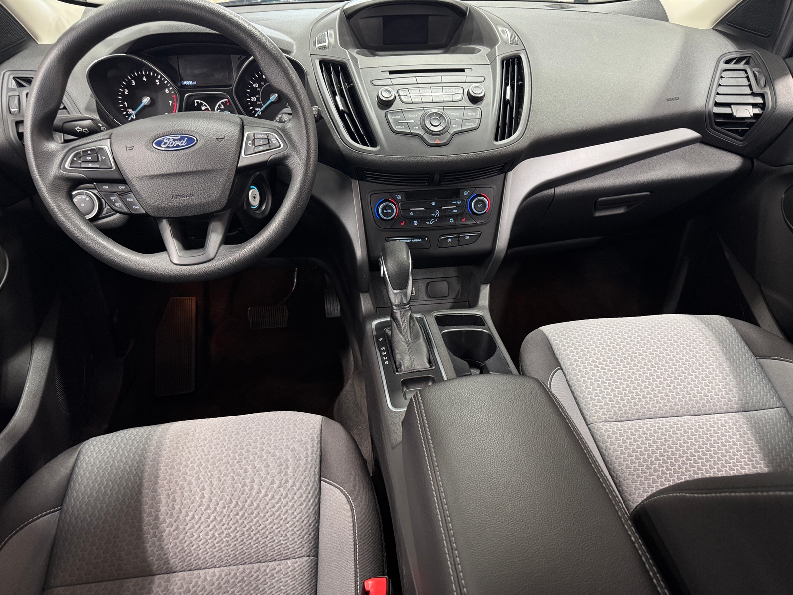 Thumbnail: 2018 Ford Escape - 3