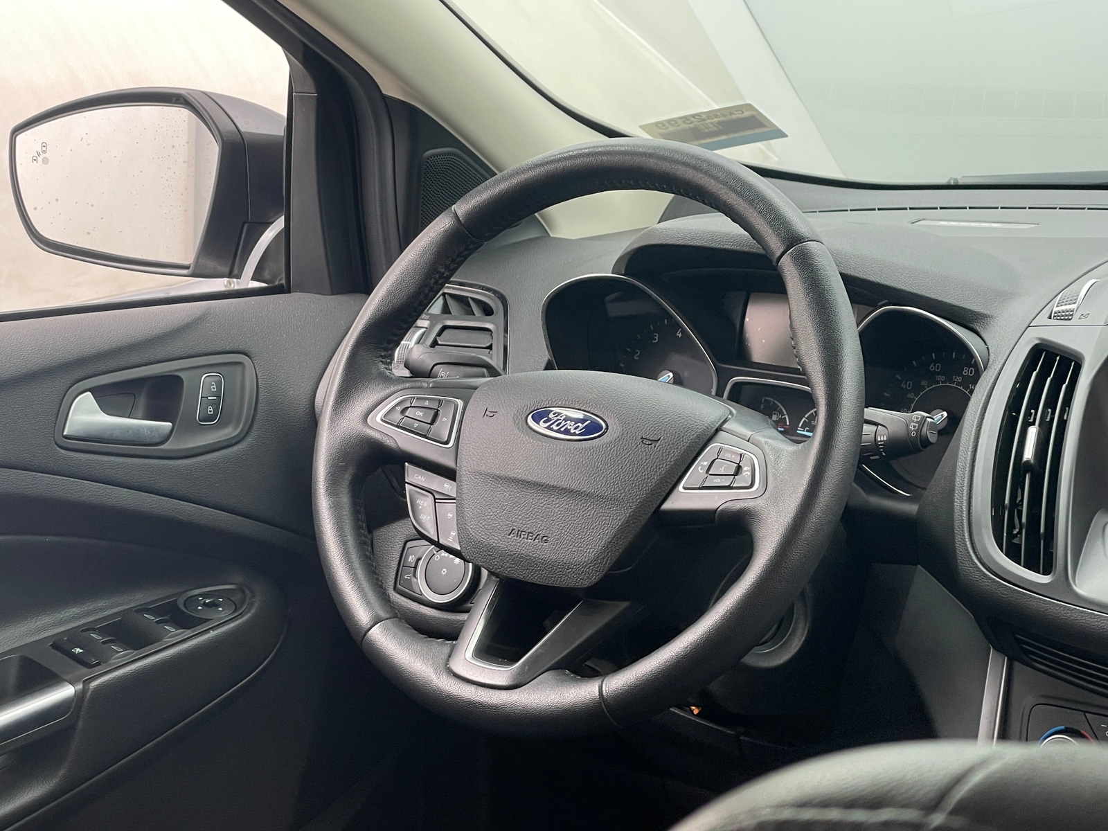 Thumbnail: 2018 Ford Escape - 4