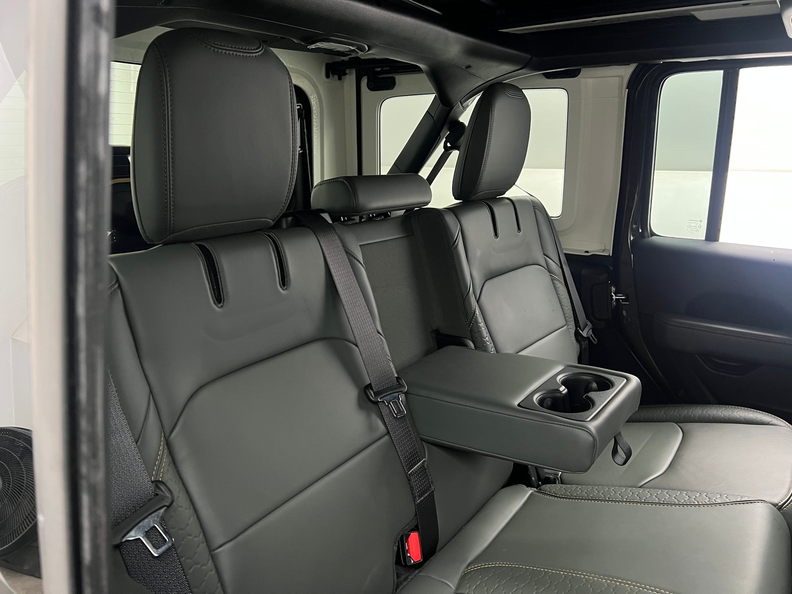 Thumbnail: 2024 Jeep Wrangler - 5