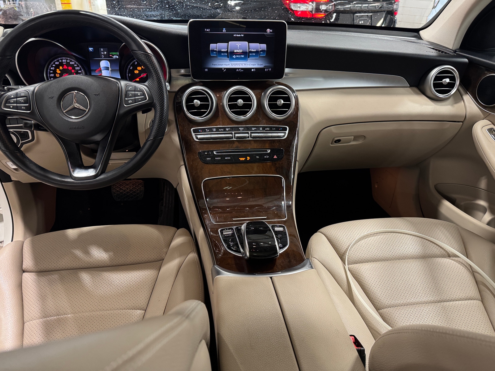 Thumbnail: 2019 Mercedes-Benz GLC - 2