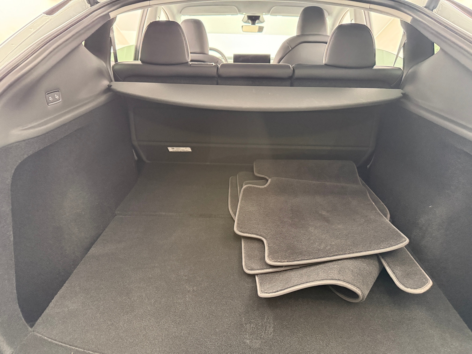 Thumbnail: 2026 Tesla Model Y - 6