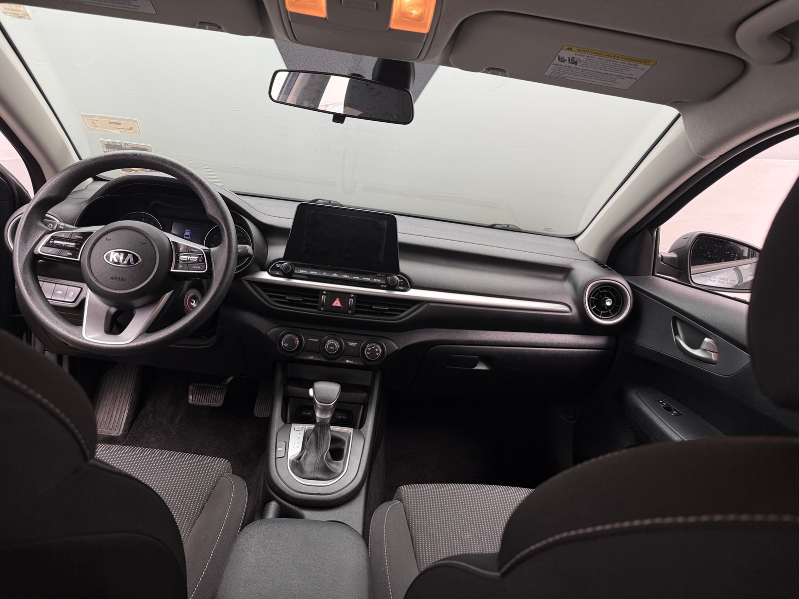 Thumbnail: 2020 Kia Forte - 3