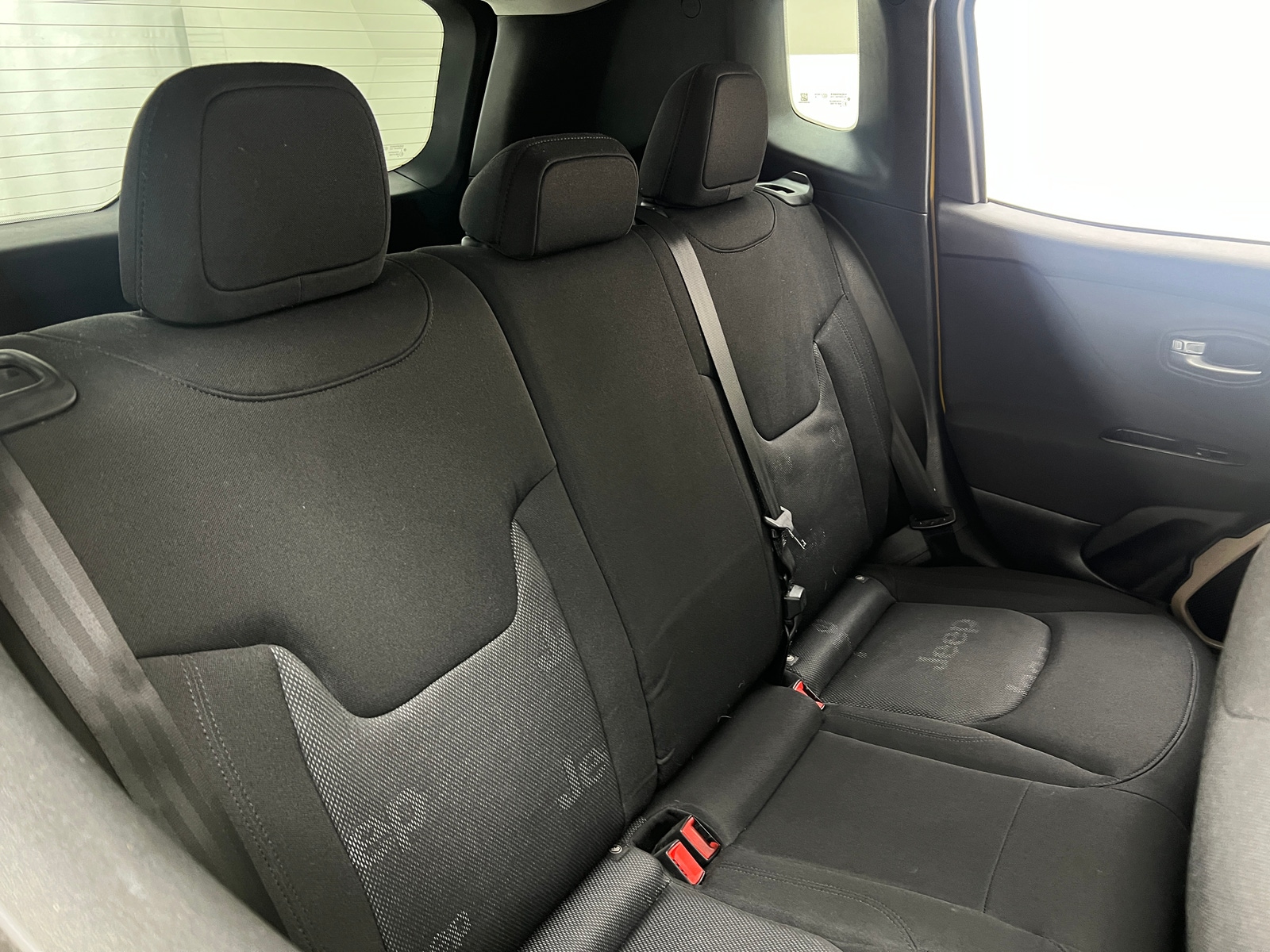 Thumbnail: 2016 Jeep Renegade - 6