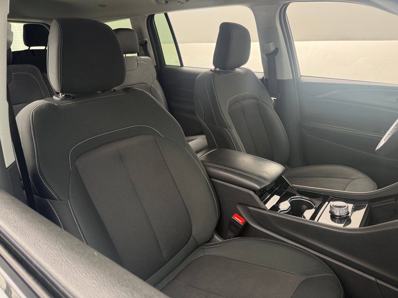 Thumbnail: 2023 Jeep Grand Cherokee L - 2