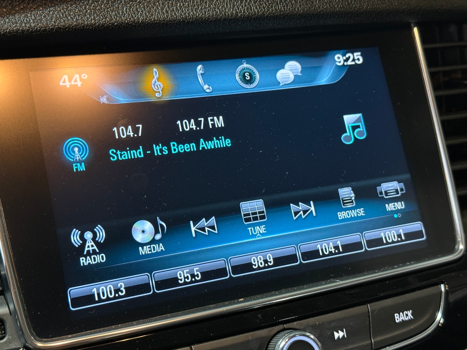 Thumbnail: 2018 Buick Encore - 3