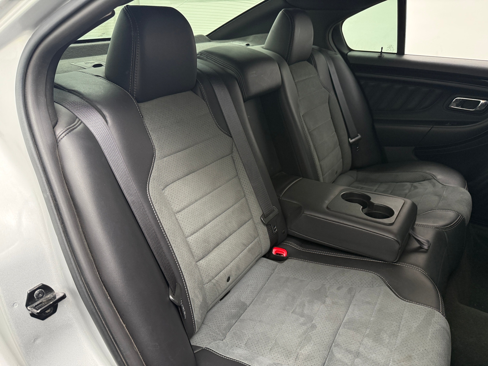 Thumbnail: 2013 Ford Taurus - 5