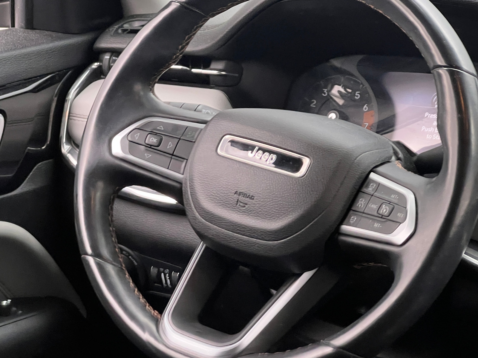 Thumbnail: 2022 Jeep Compass - 4