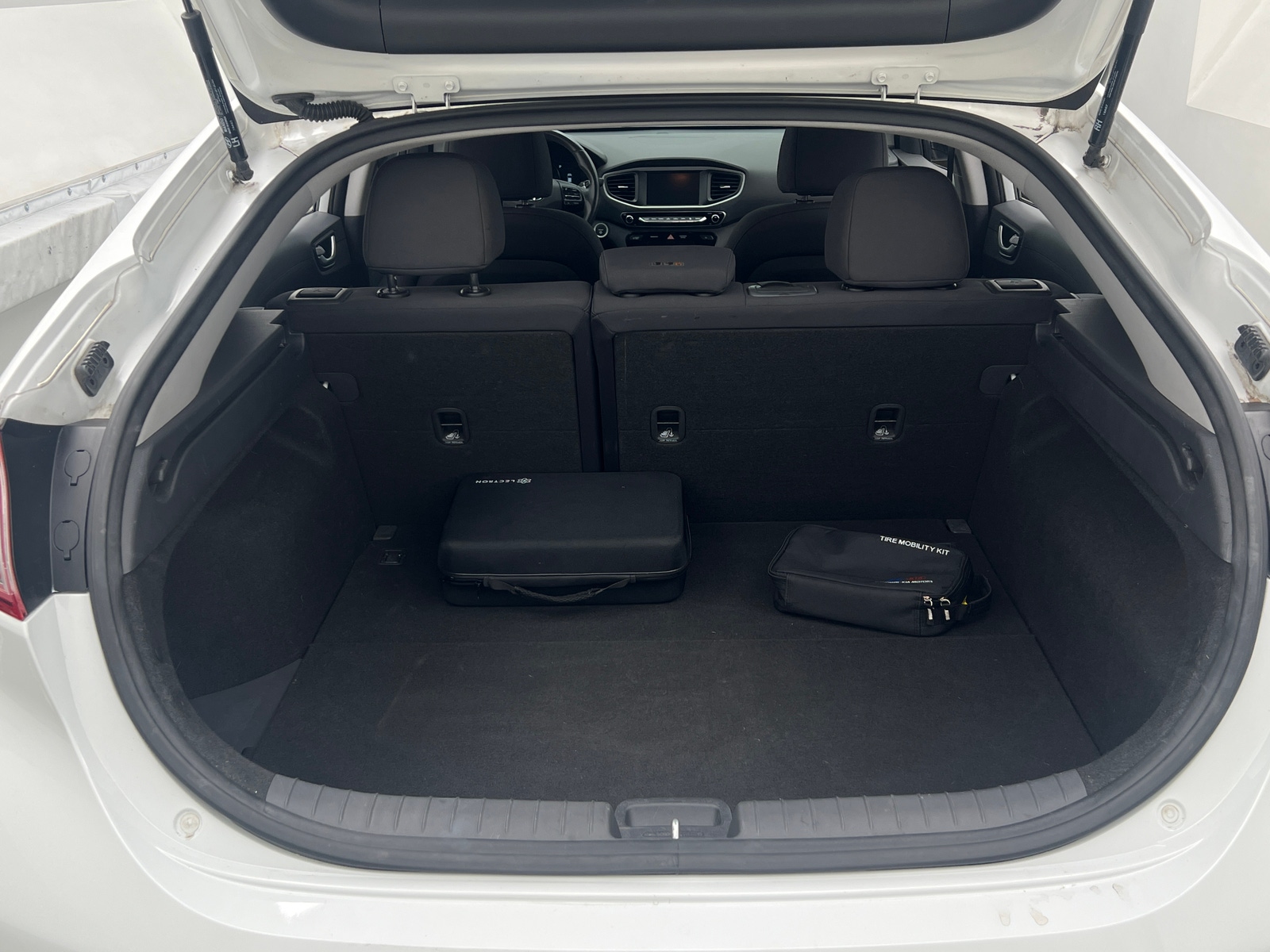 Thumbnail: 2019 Hyundai Ioniq - 7