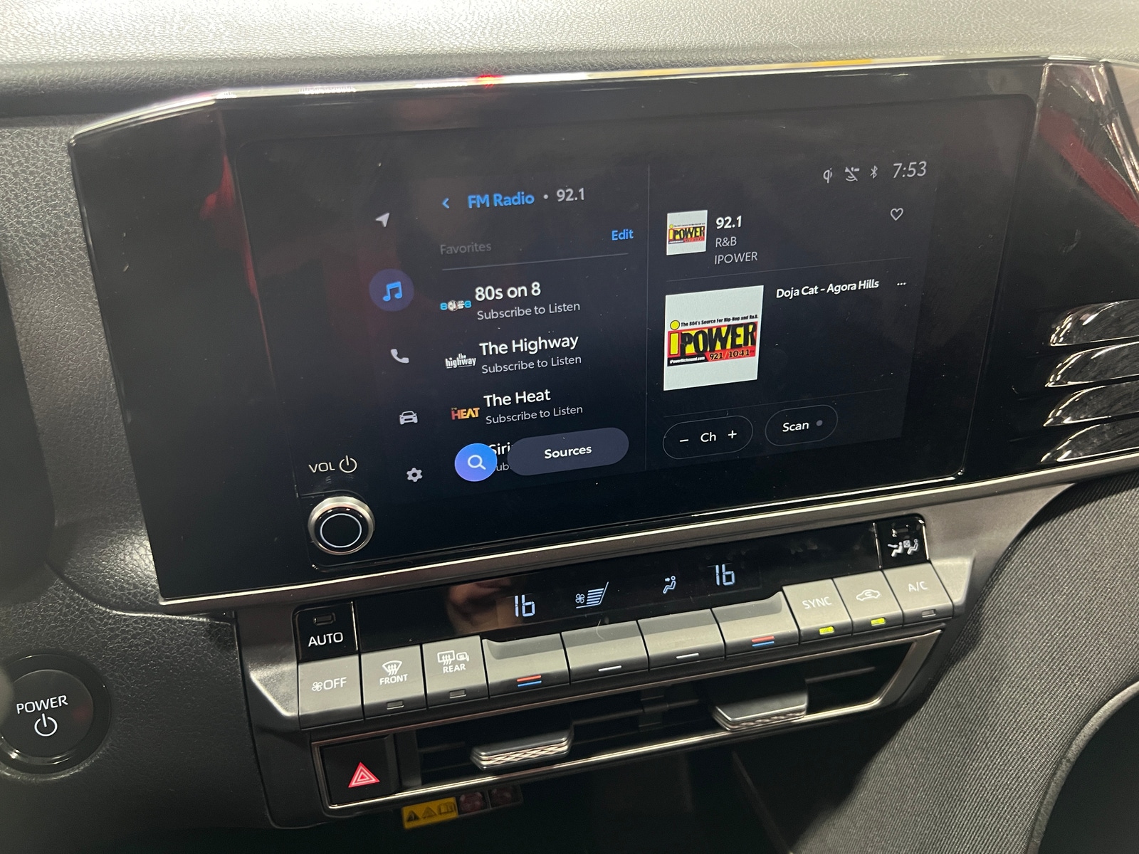 Thumbnail: 2025 Toyota Camry - 4