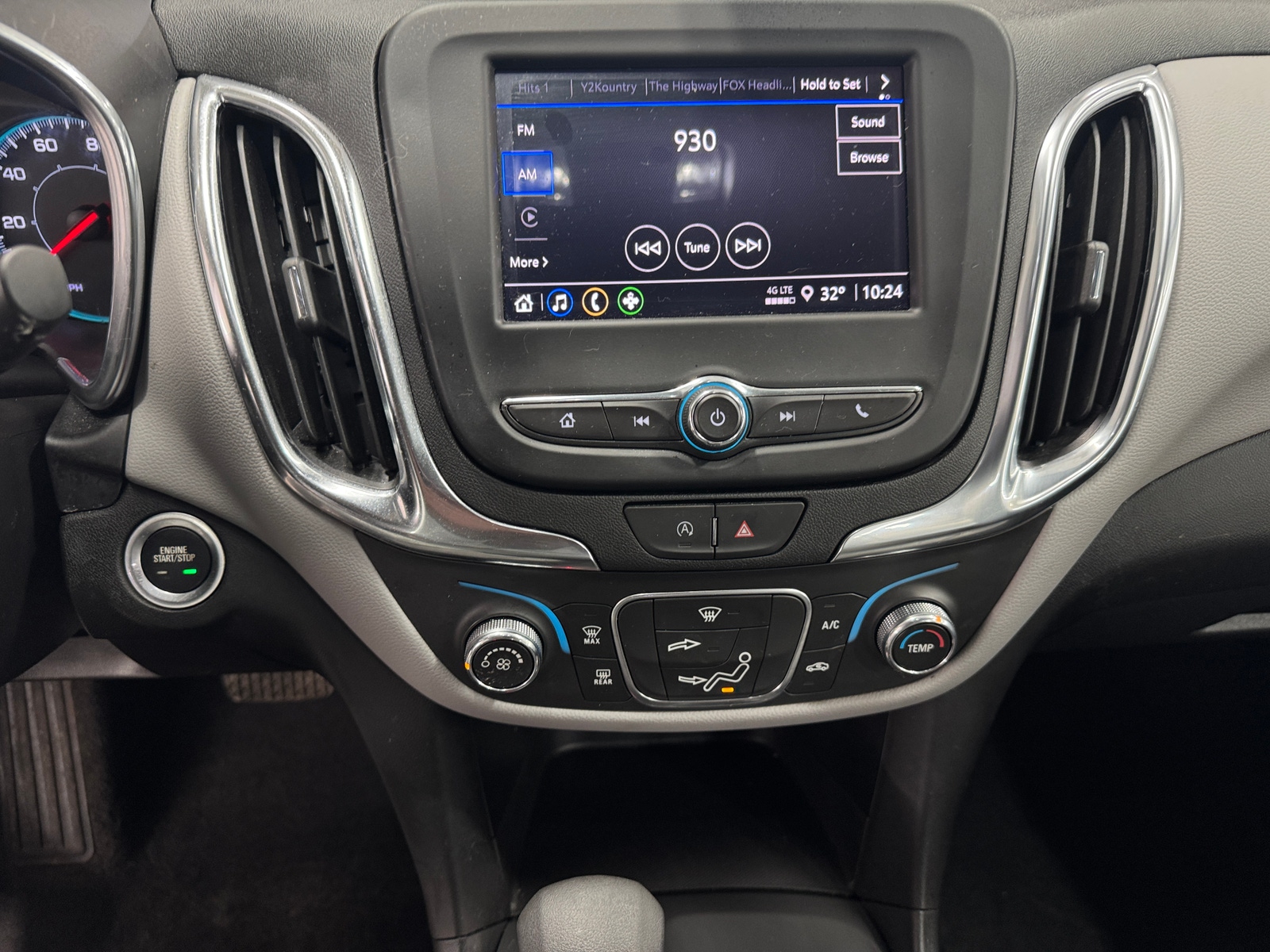 Thumbnail: 2024 Chevrolet Equinox - 4