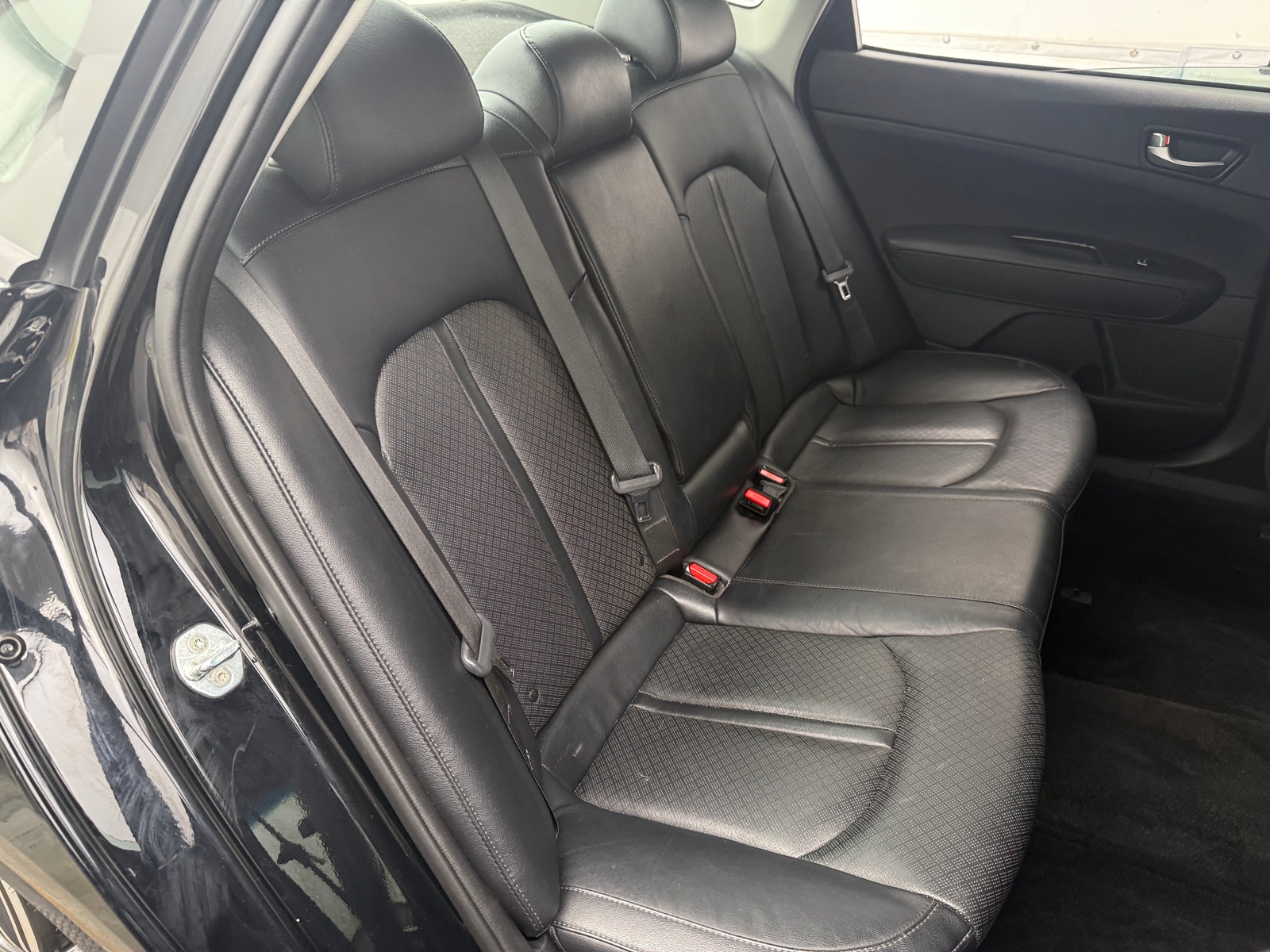 Thumbnail: 2020 Kia Optima - 5