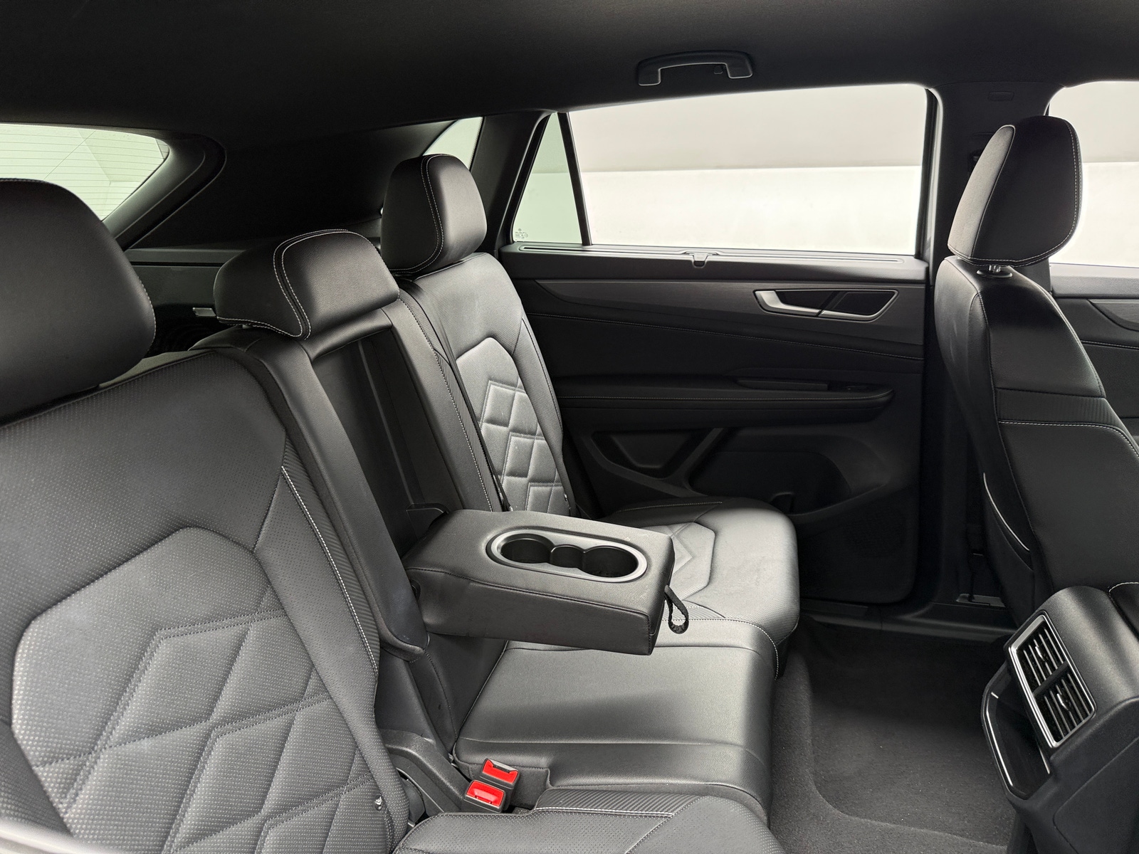 Thumbnail: 2025 Volkswagen Atlas - 5