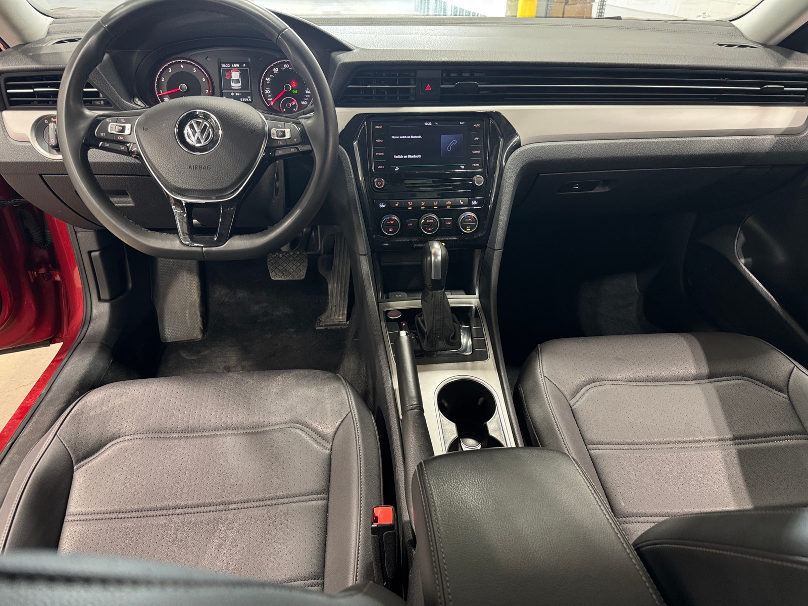 Thumbnail: 2022 Volkswagen Passat - 2