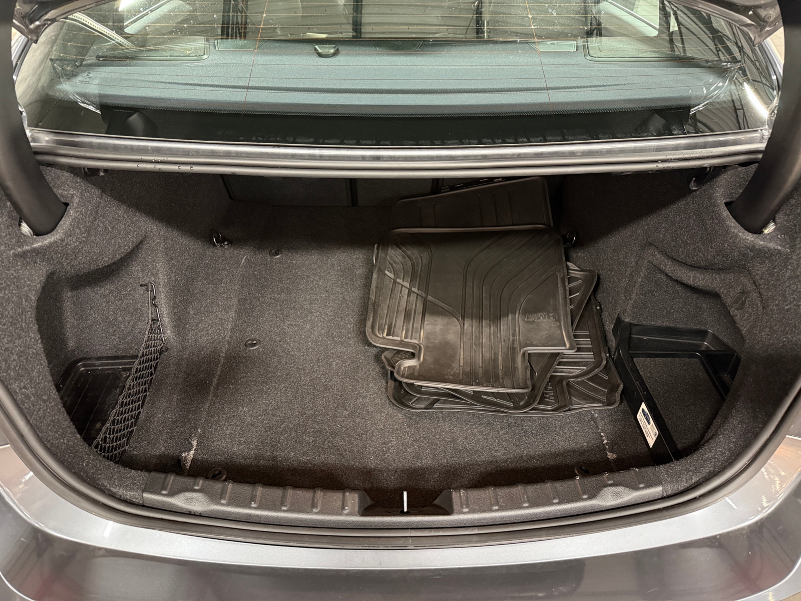 Thumbnail: 2017 BMW 3 Series - 6