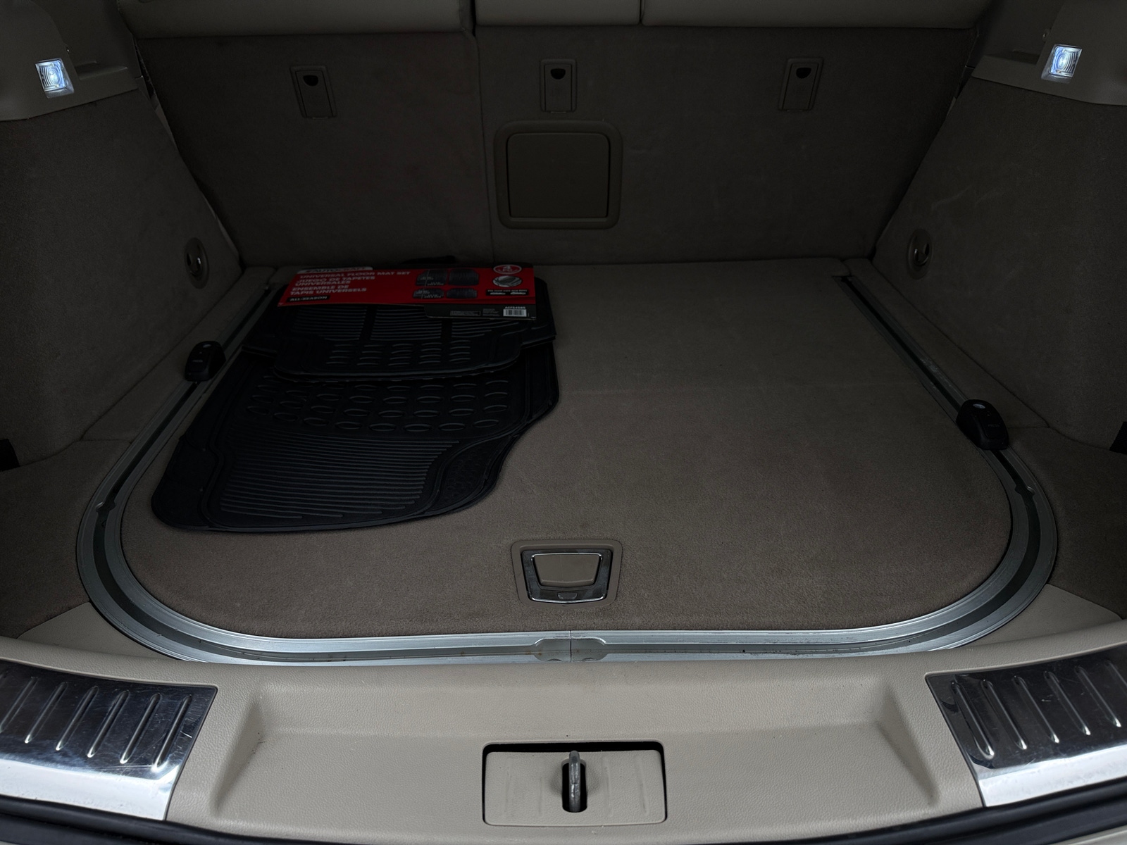 Thumbnail: 2014 Cadillac SRX - 6