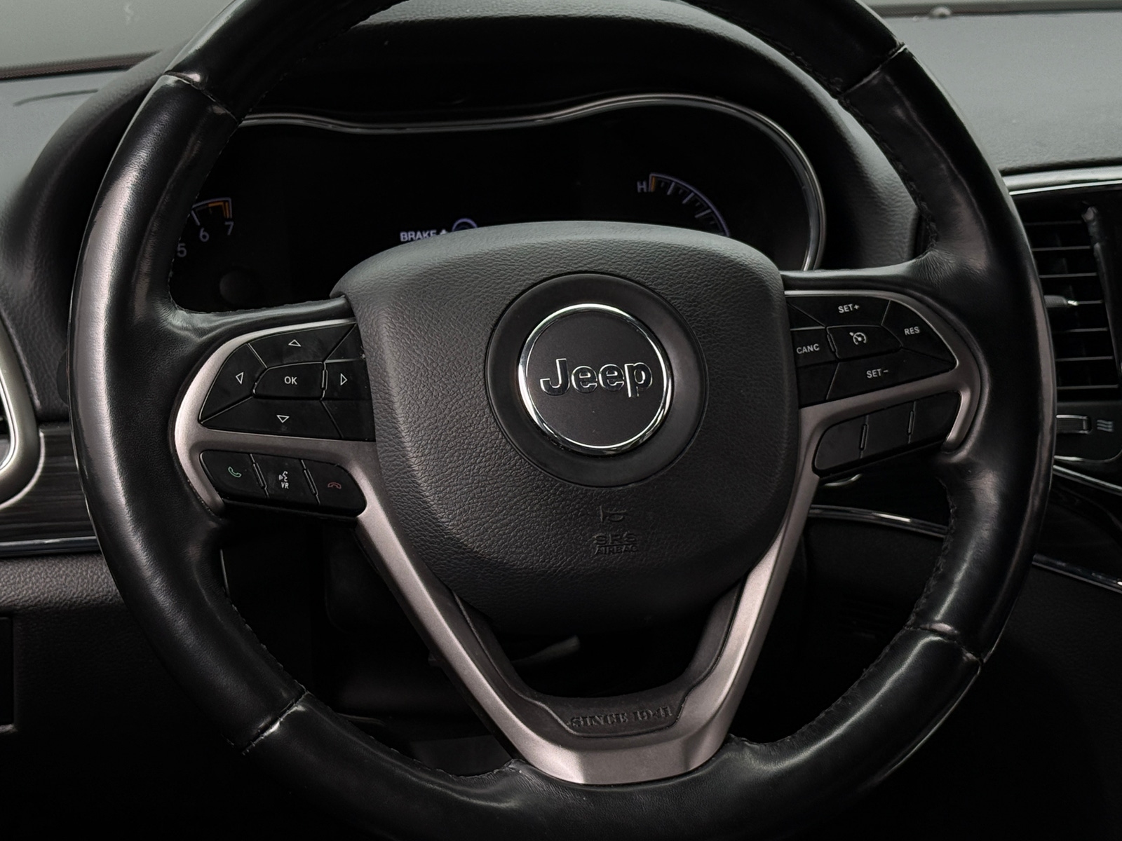 Thumbnail: 2021 Jeep Grand Cherokee - 4