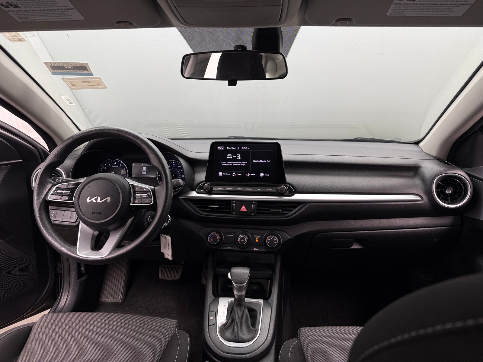 Thumbnail: 2024 Kia Forte - 3