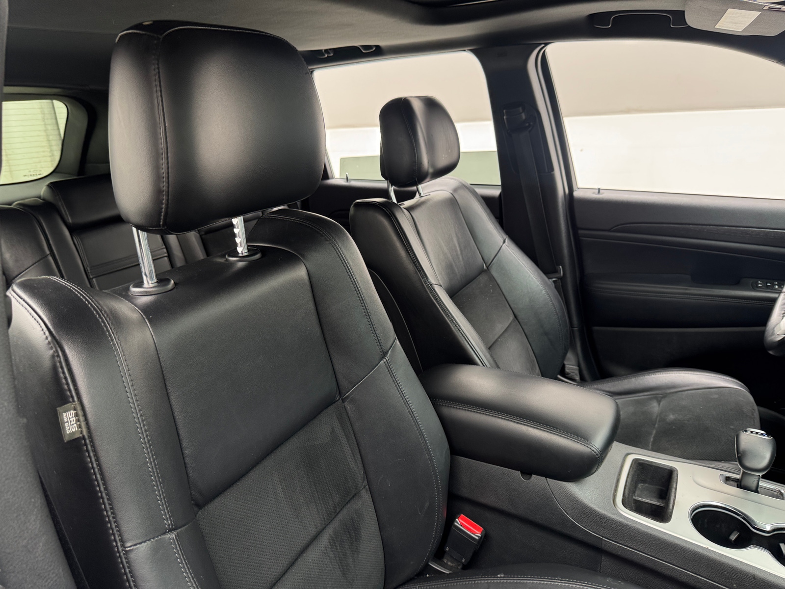 Thumbnail: 2015 Jeep Grand Cherokee - 2