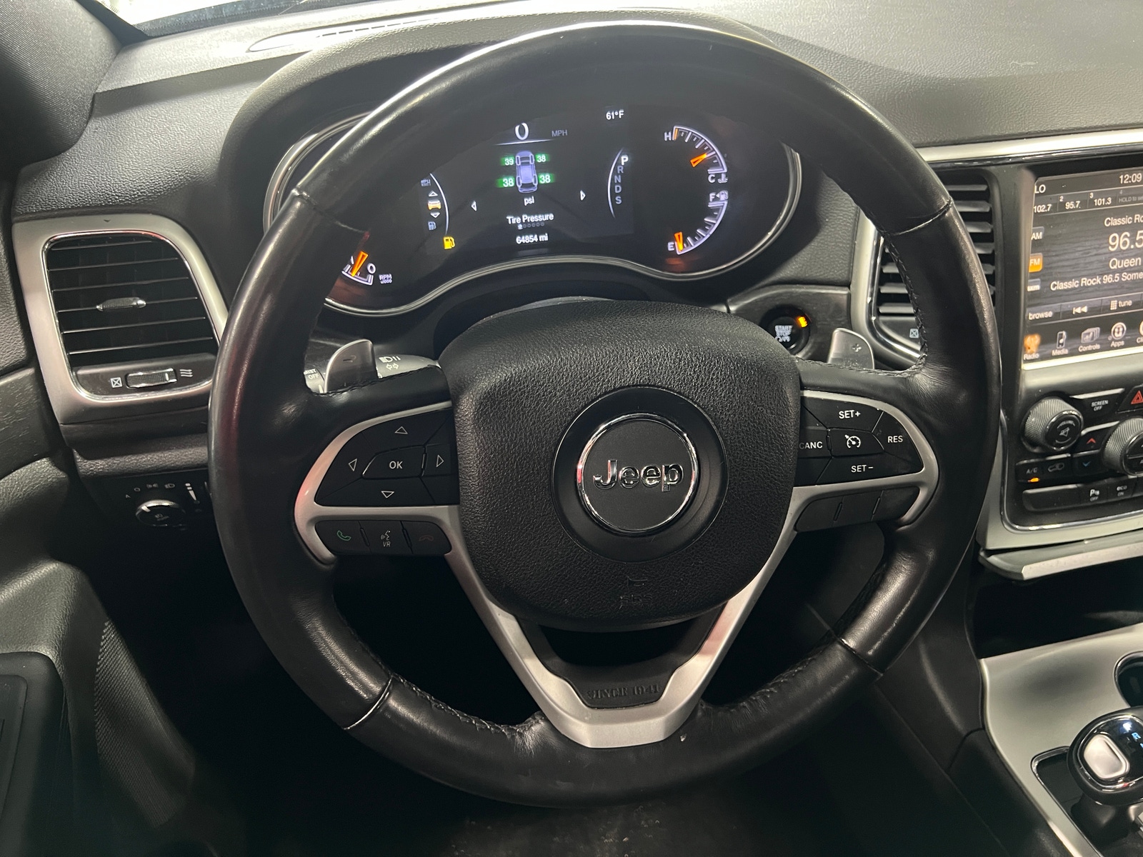 Thumbnail: 2015 Jeep Grand Cherokee - 5