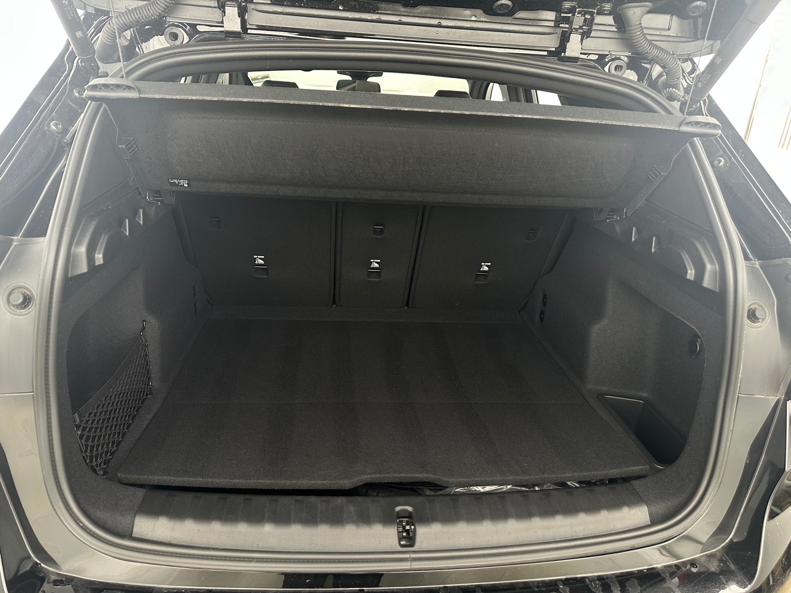 Thumbnail: 2025 BMW X1 - 6