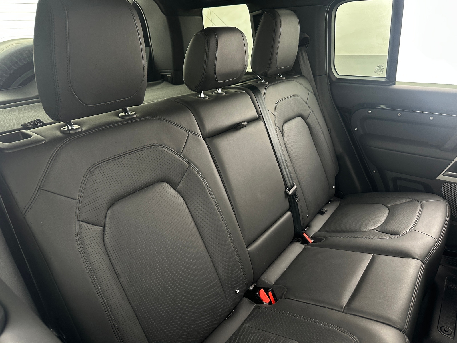 Thumbnail: 2024 Land Rover Defender - 5