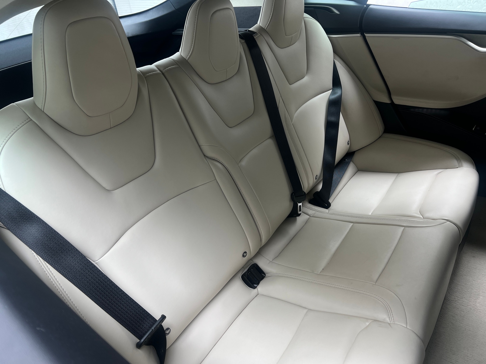 Thumbnail: 2017 Tesla Model S - 5