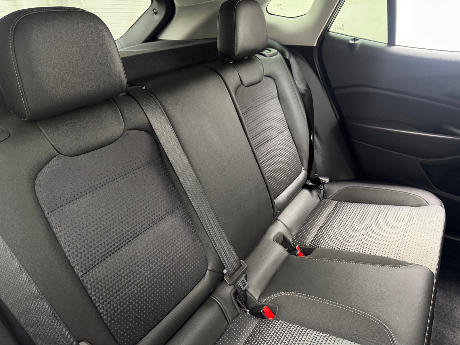 Thumbnail: 2024 Chevrolet Trax - 6