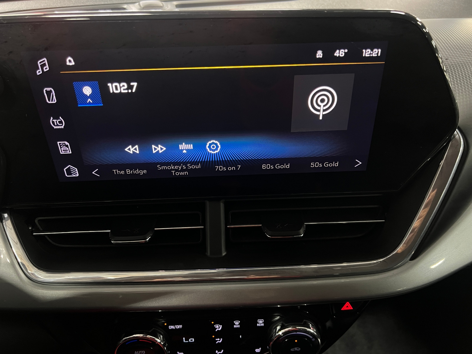 Thumbnail: 2024 Chevrolet Trax - 4