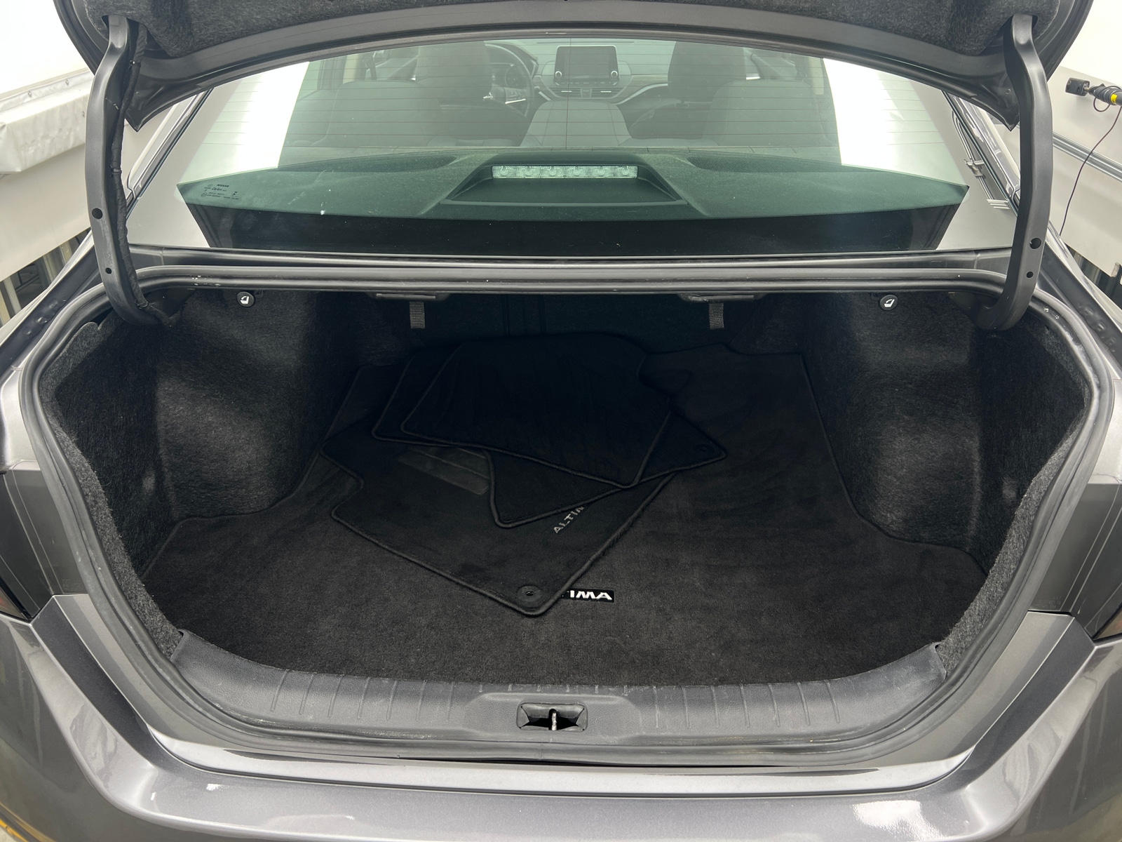 Thumbnail: 2025 Nissan Altima - 7