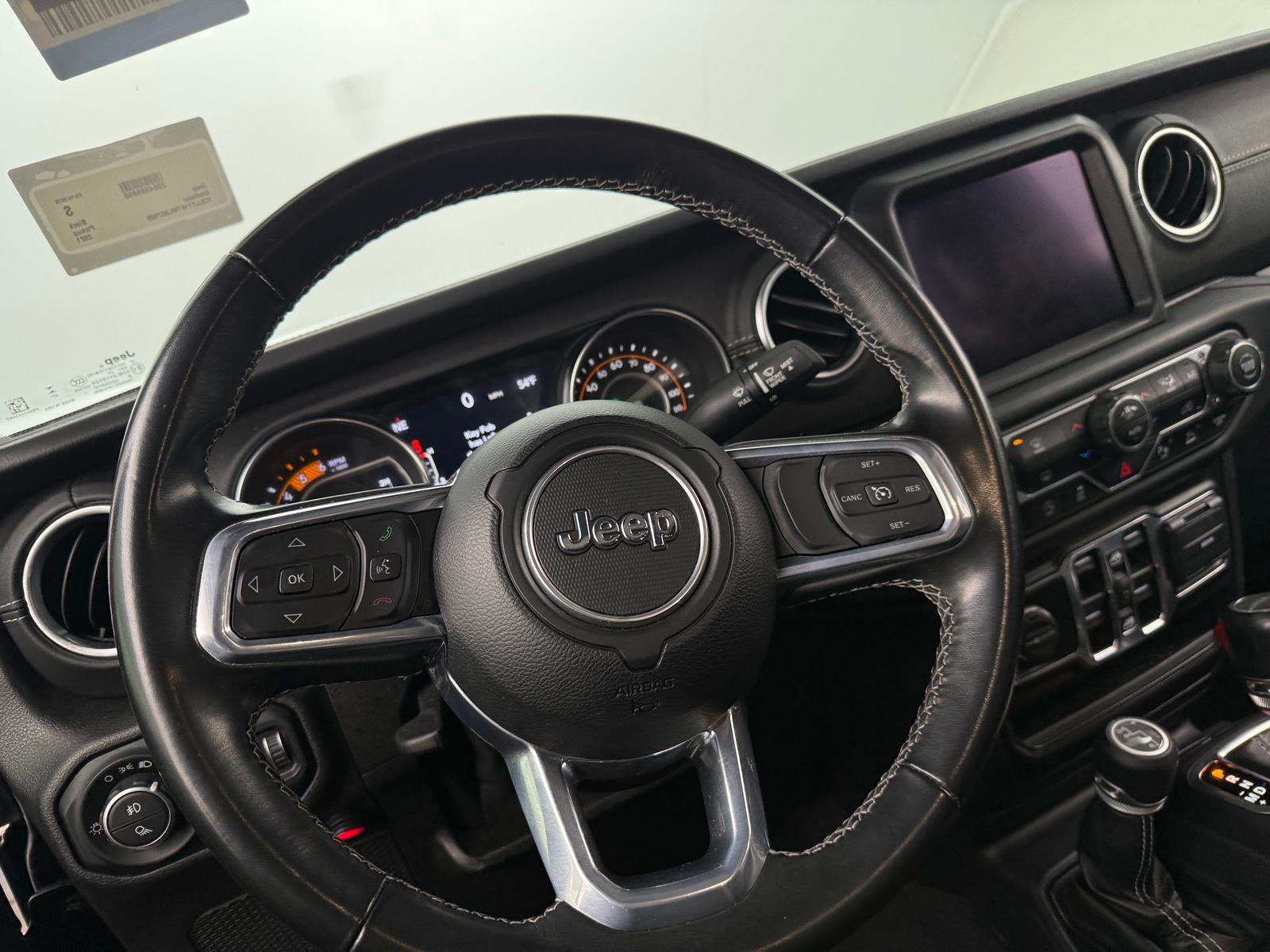 Thumbnail: 2021 Jeep Gladiator - 4