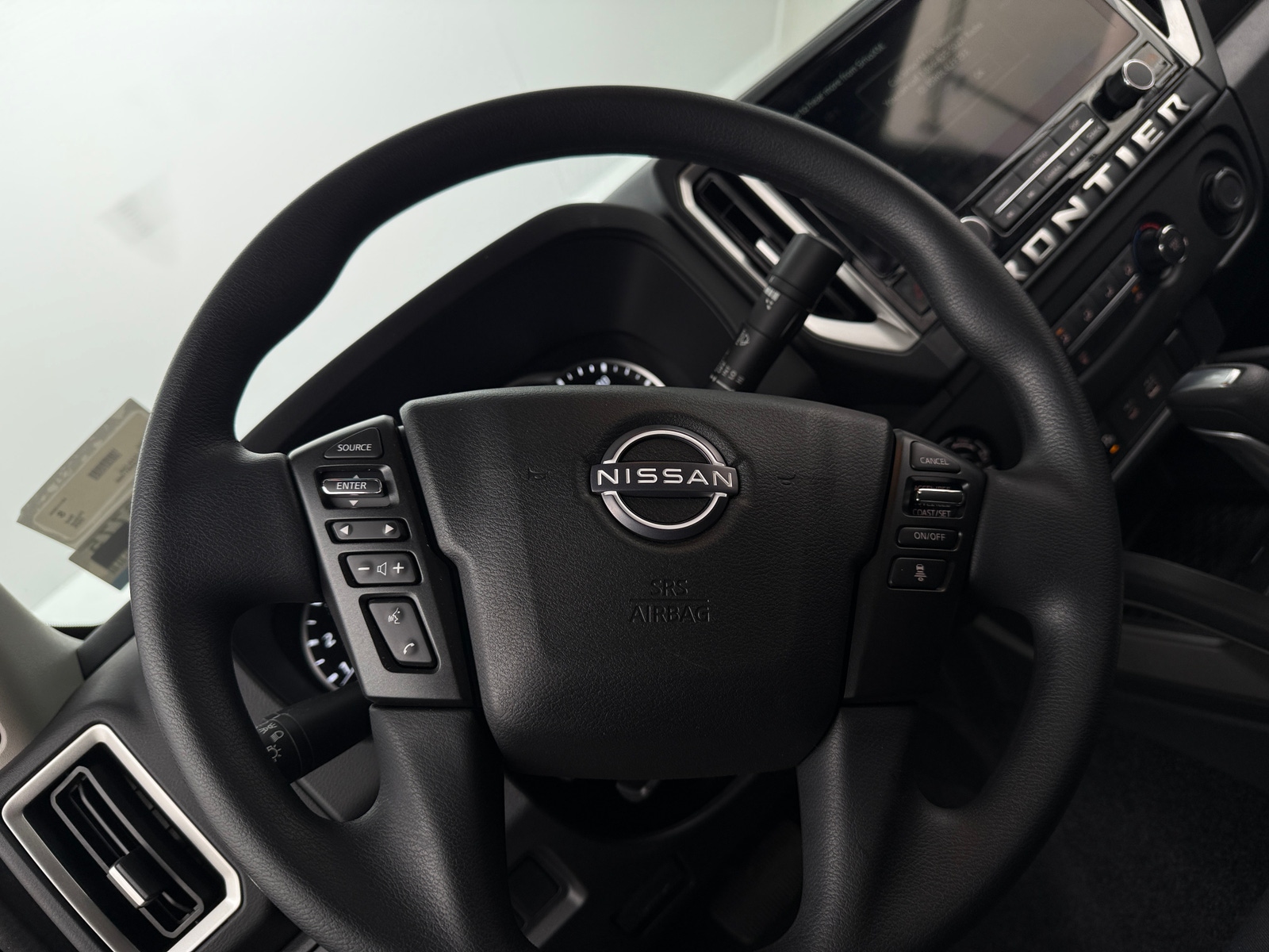 Thumbnail: 2025 Nissan Frontier - 5