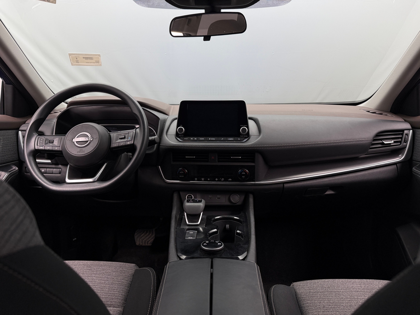 Thumbnail: 2023 Nissan Rogue - 3