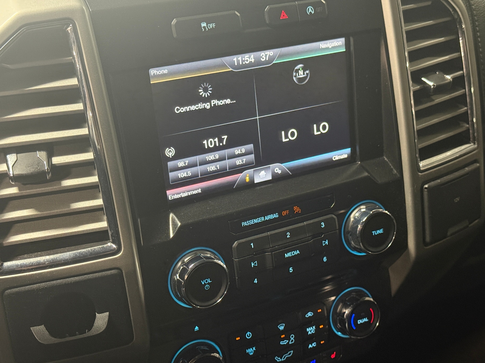 Thumbnail: 2015 Ford Econoline - 3