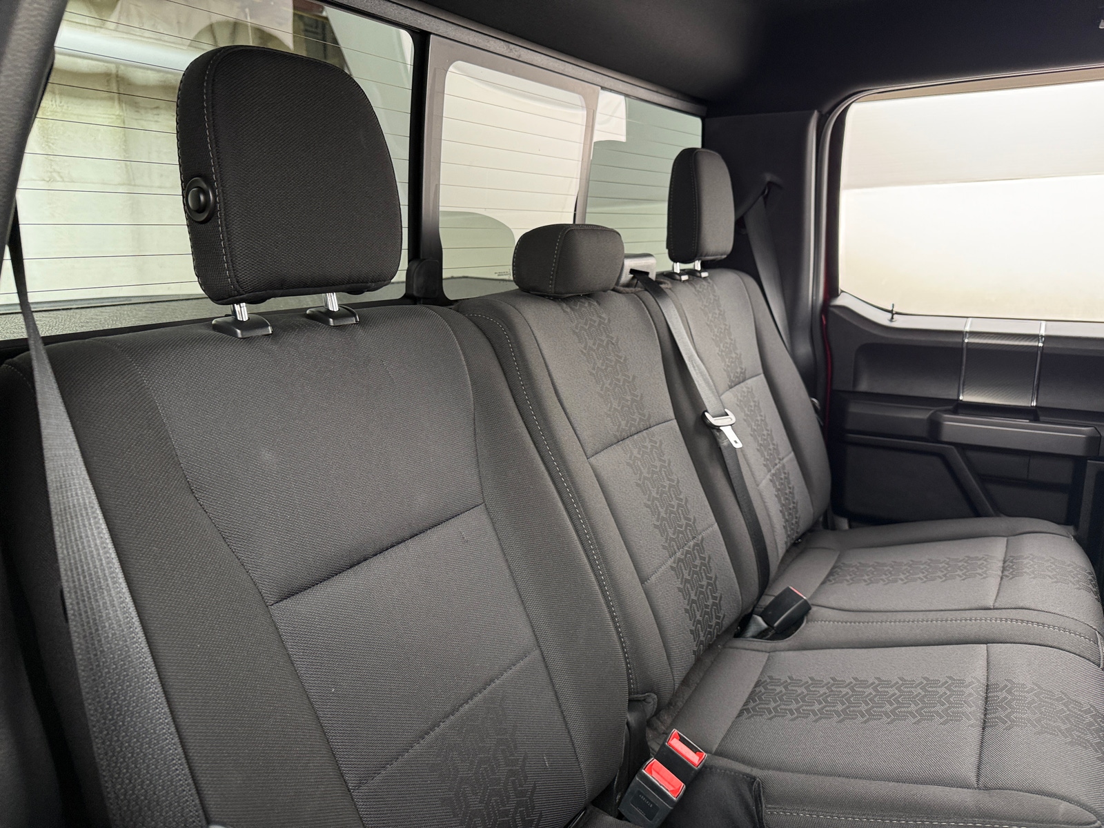 Thumbnail: 2018 Ford Econoline - 6