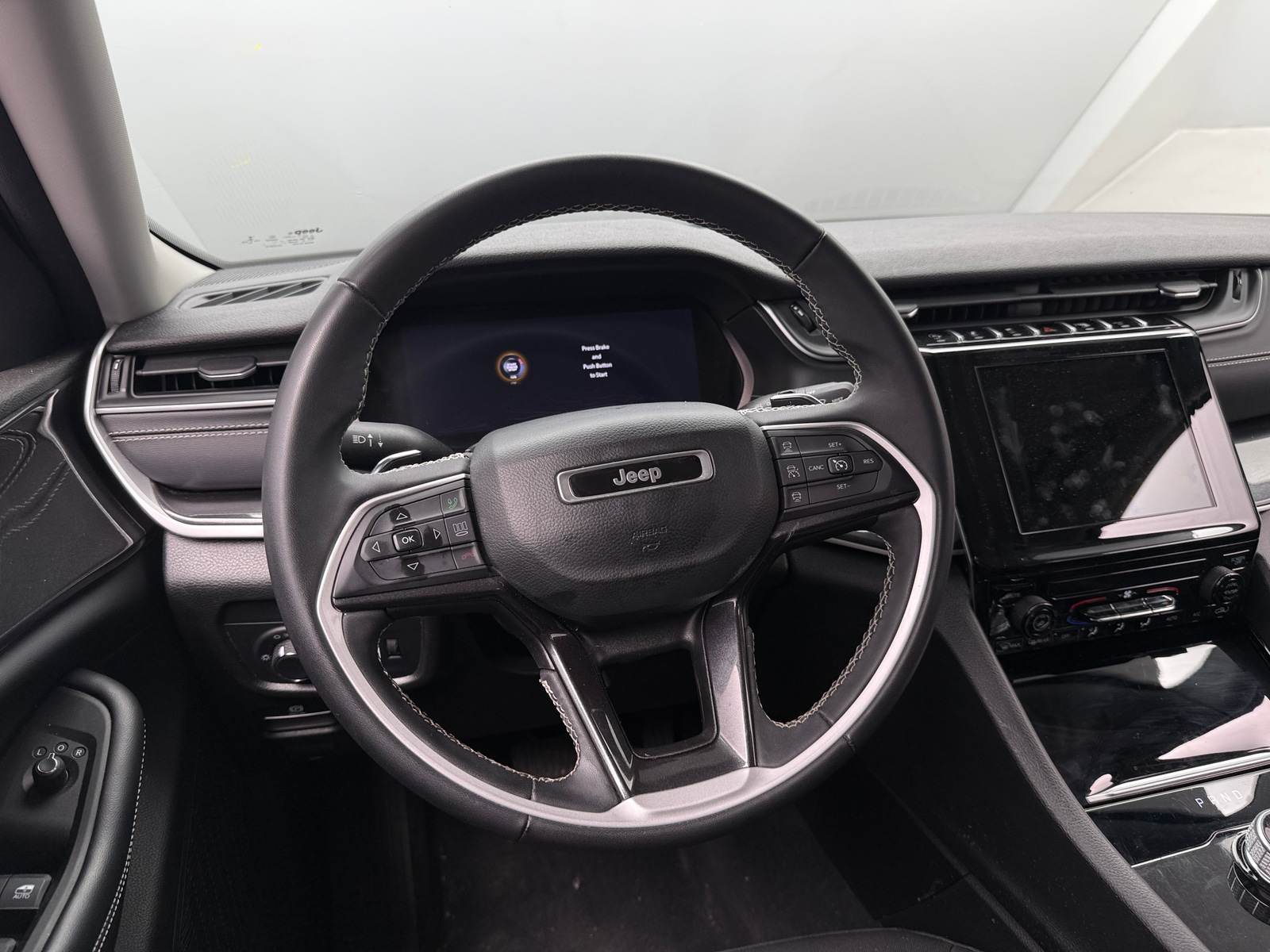 Thumbnail: 2023 Jeep Grand Cherokee L - 5