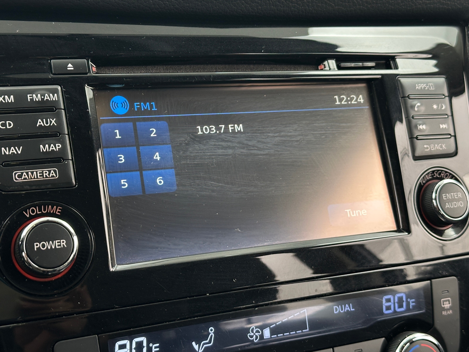 Thumbnail: 2015 Nissan Rogue - 3