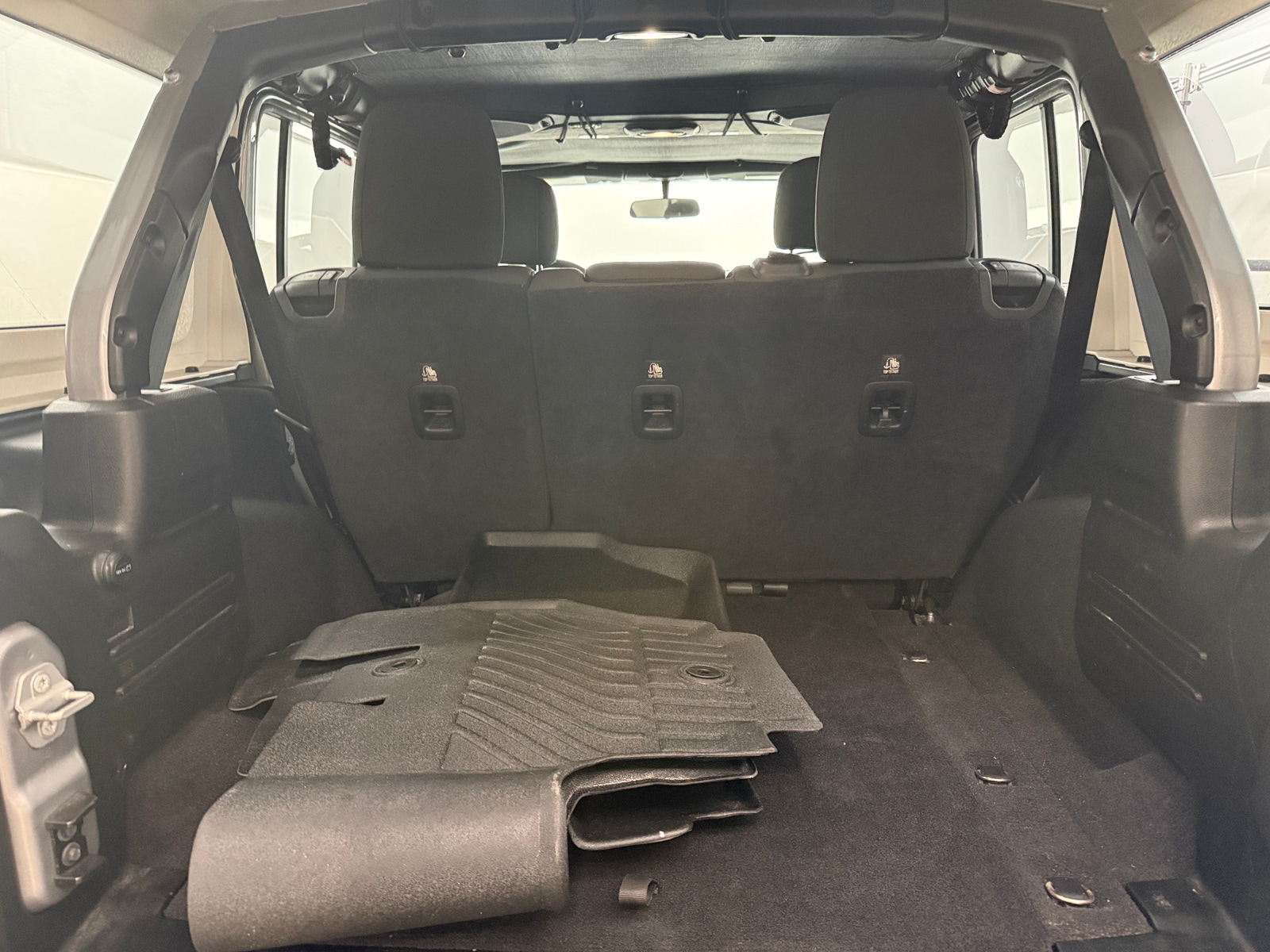 Thumbnail: 2018 Jeep Wrangler - 7