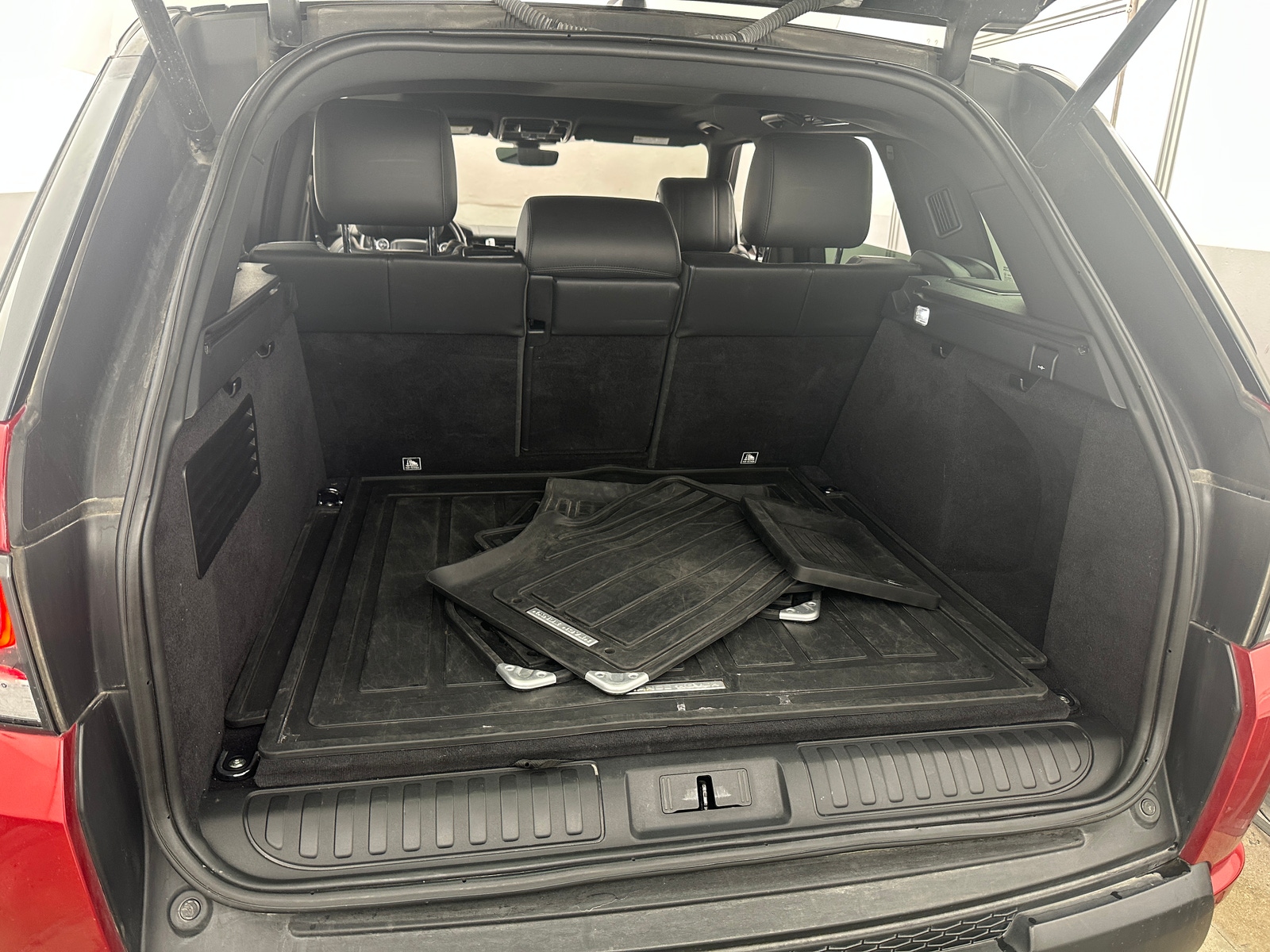 Thumbnail: 2017 Land Rover Range Rover Sport - 6