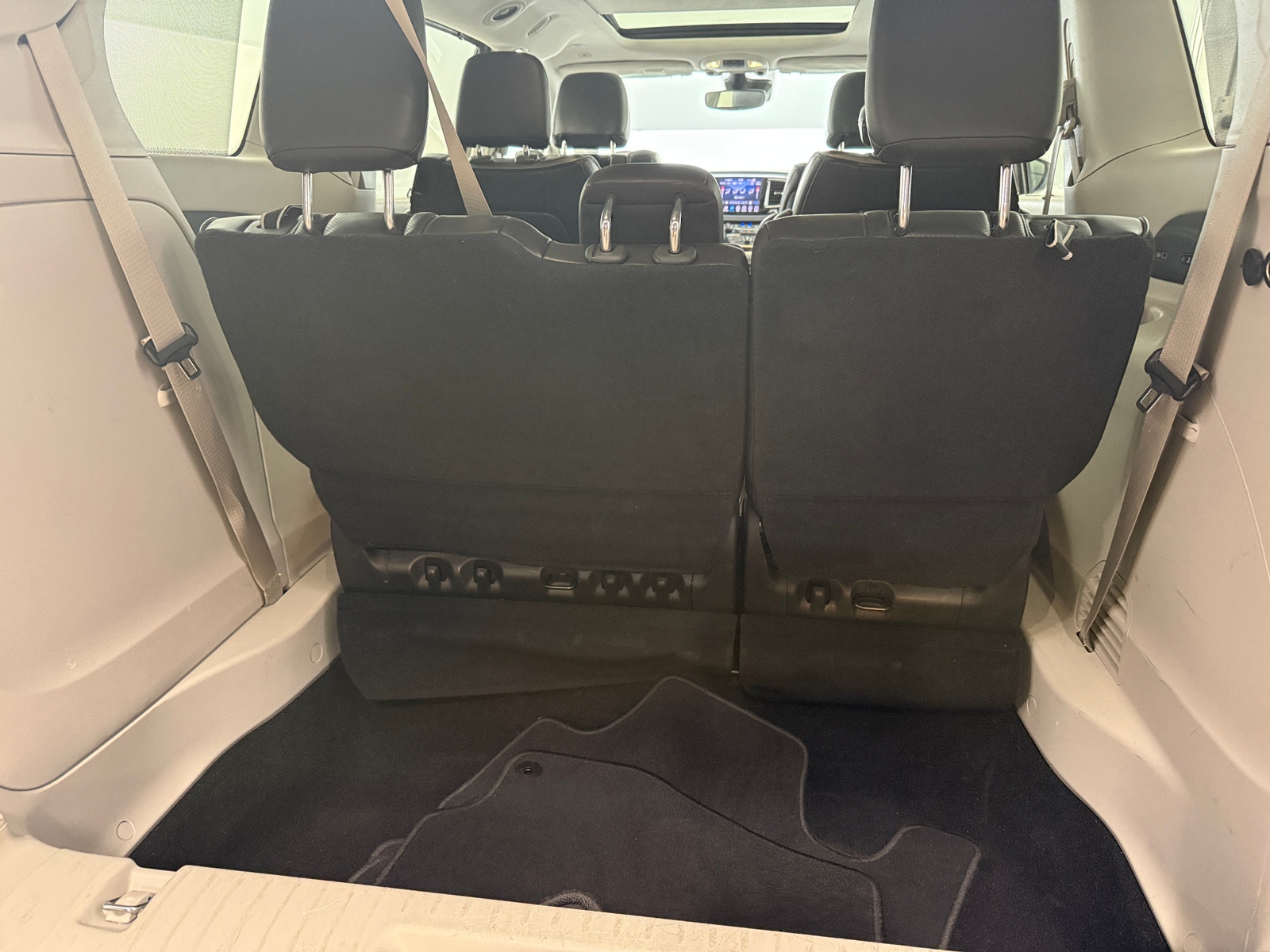 Thumbnail: 2019 Chrysler Pacifica - 6