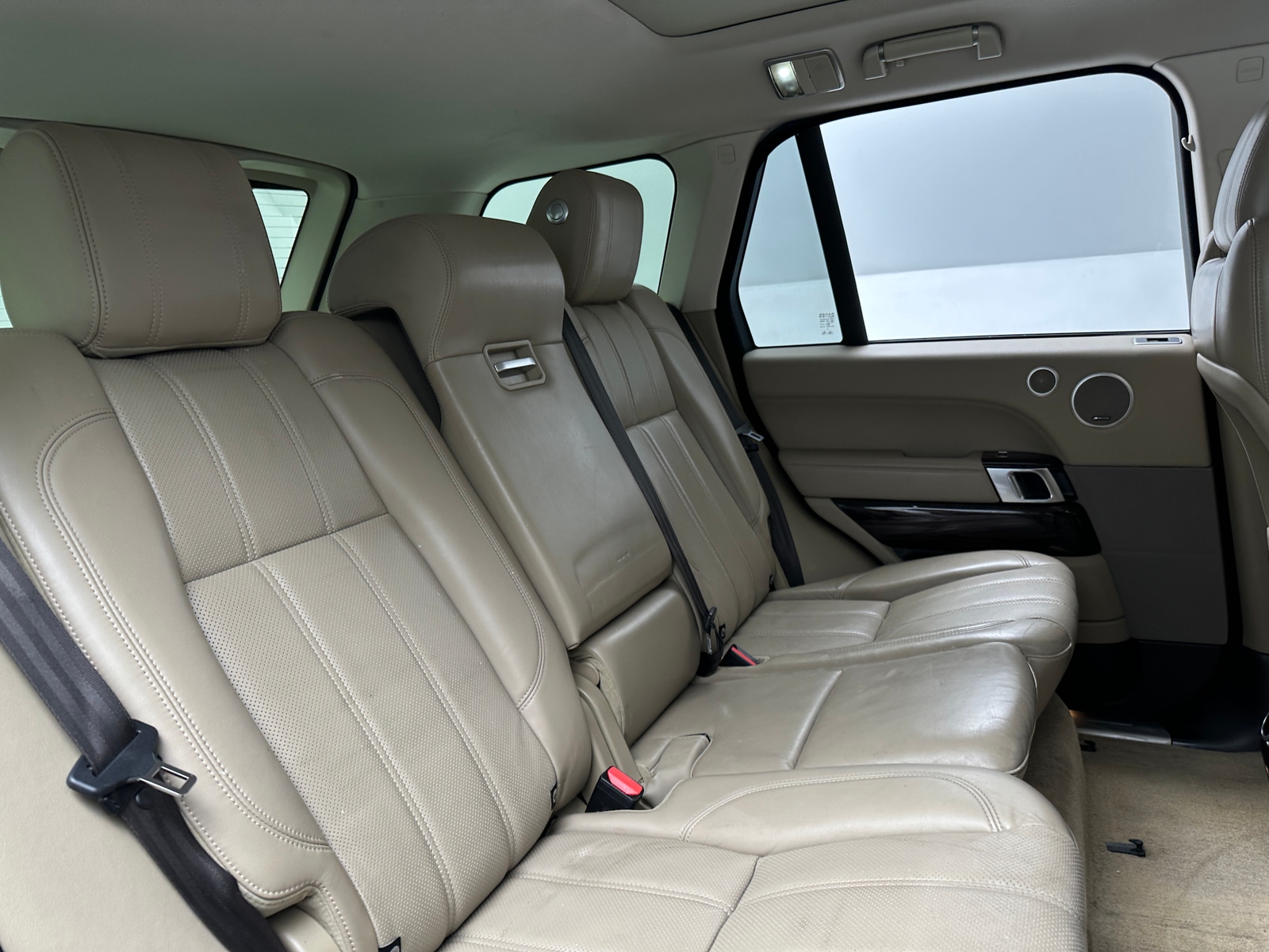 Thumbnail: 2016 Land Rover Range Rover - 5