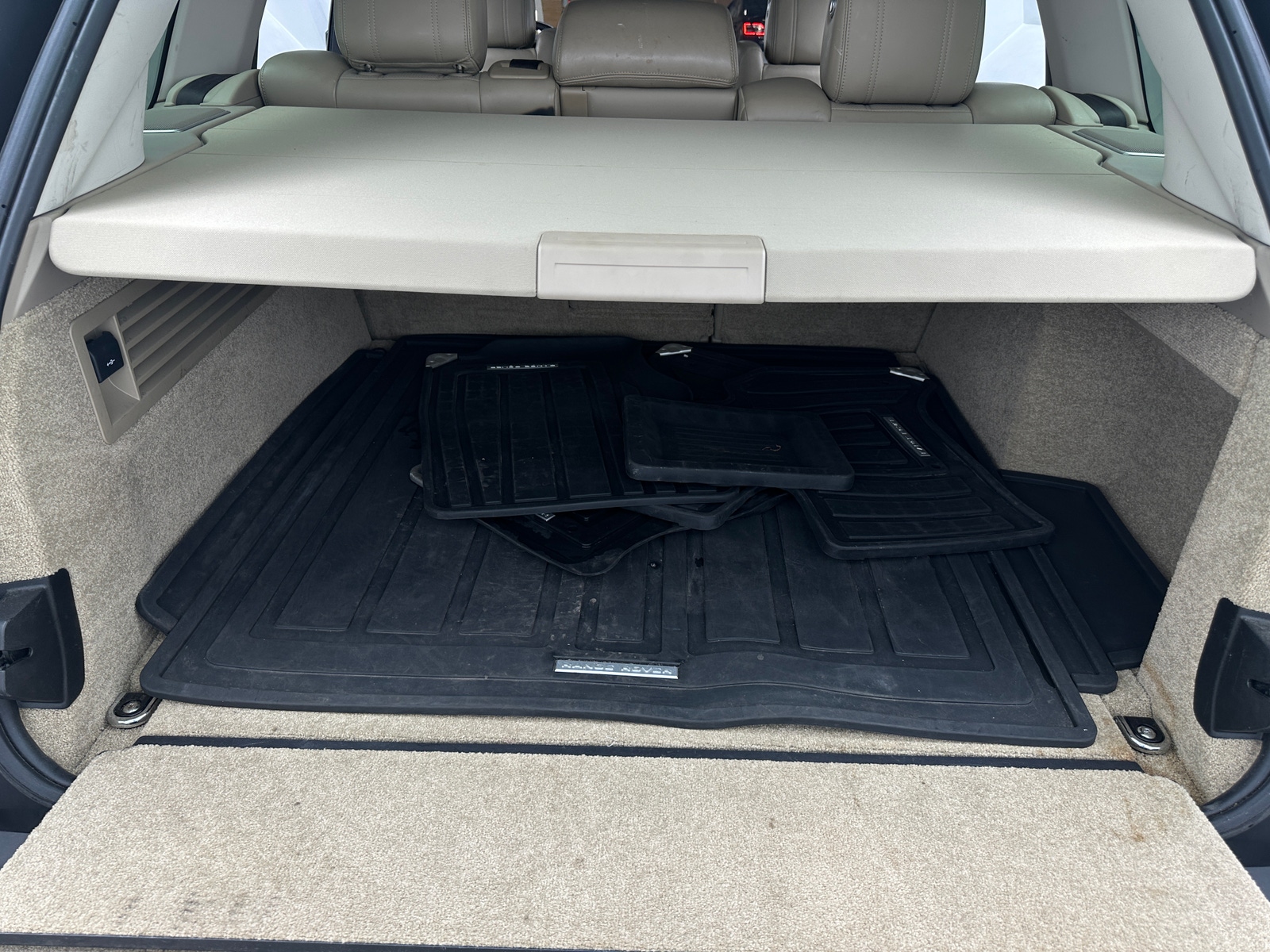 Thumbnail: 2016 Land Rover Range Rover - 6