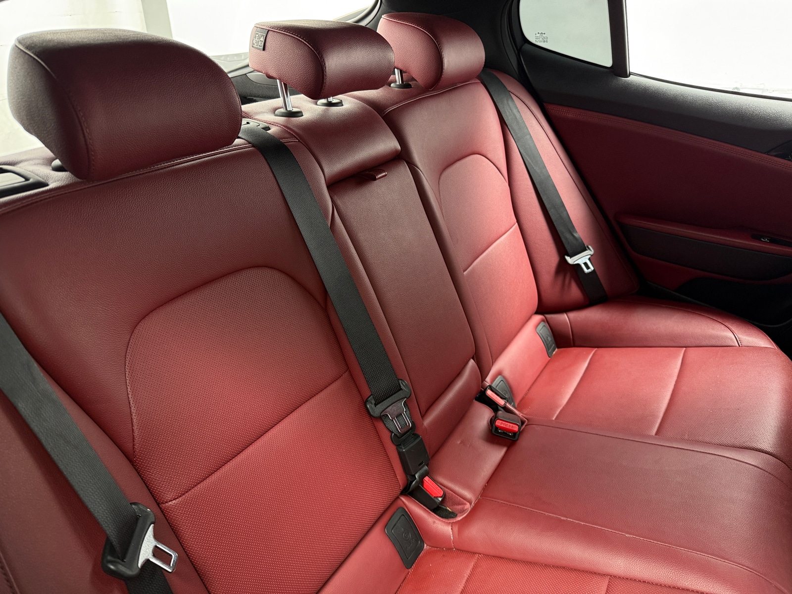 Thumbnail: 2022 Kia Stinger - 5